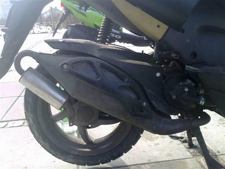 Aprilia SR50 Ditech - Solgt - Cool udstødning :D billede 5