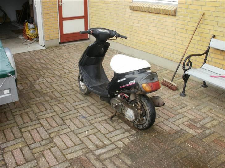 Yamaha Jog. BYTTET TIL NEOS  billede 3