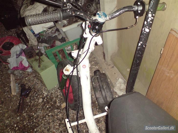 Piaggio zip Gl  taget af politiet billede 2