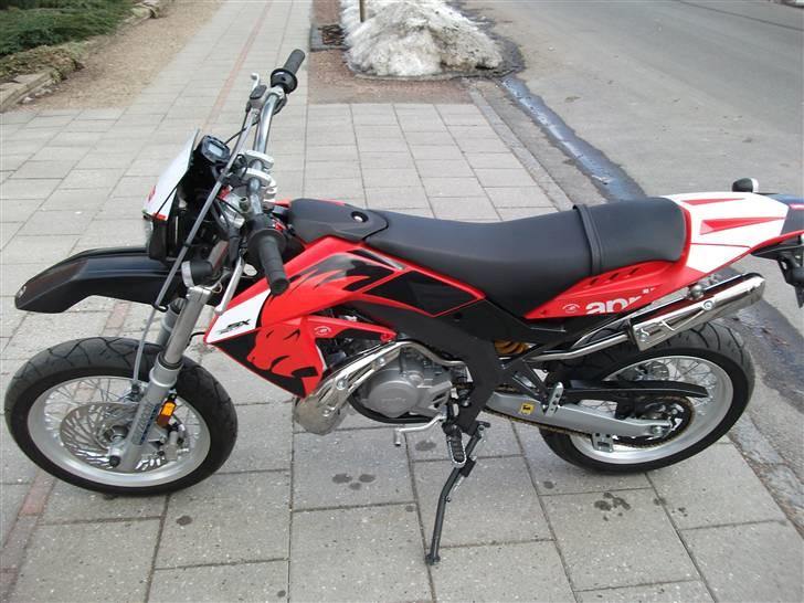 Aprilia sx 50 solgt billede 2