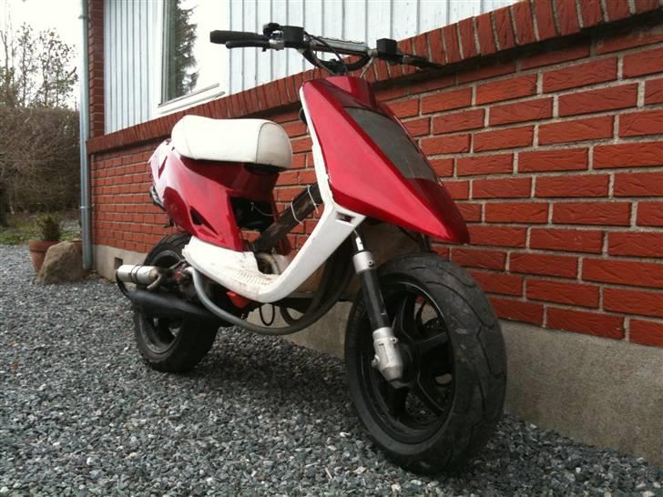 Yamaha JogRox LC/DD *solgt* billede 1