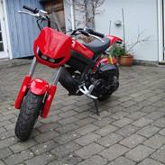 Suzuki Street Magic [Solgt]