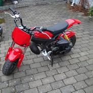 Suzuki Street Magic [Solgt]