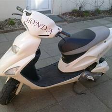 Honda SFX solgt 5.5kr.