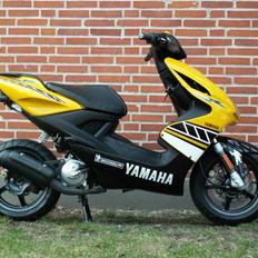 Yamaha Aerox R Moto-GP-2010