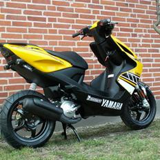 Yamaha Aerox R Moto-GP-2010