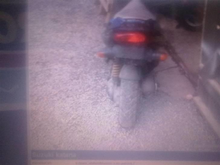 Suzuki katana soldt billede 3