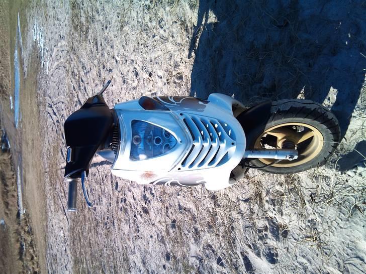 Aprilia Sonic Project SOLGT billede 4