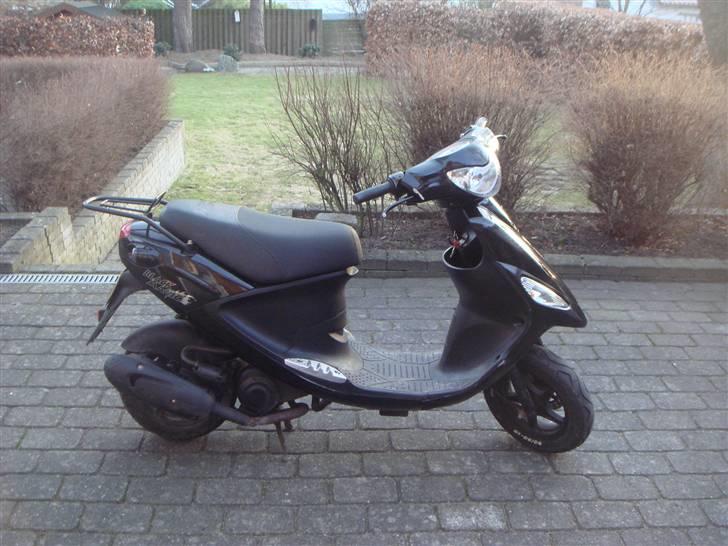 PGO Black magic billede 4