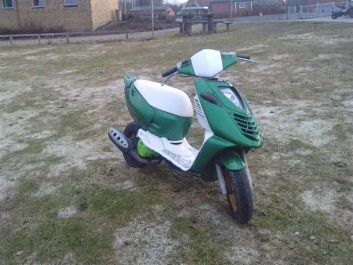 Aprilia Sonic GP SOLGT billede 1