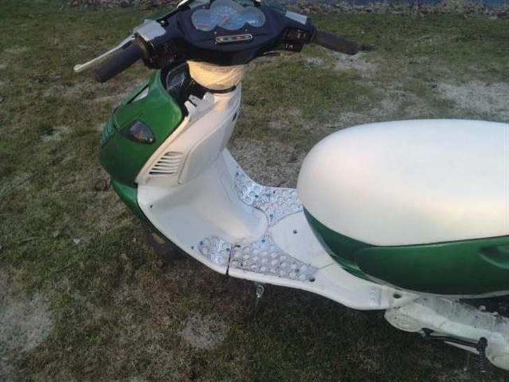 Aprilia Sonic GP SOLGT billede 7