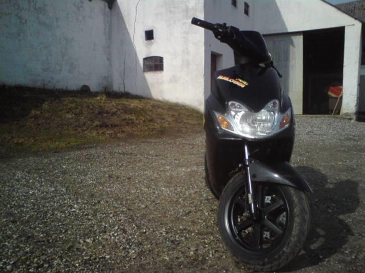 Yamaha jog r  solgt billede 2