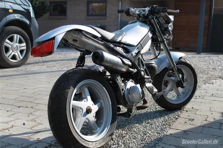 Suzuki street magic :D solgt billede 1