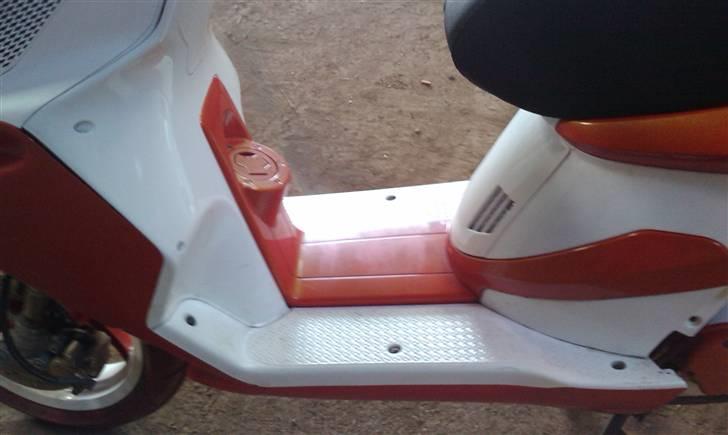 Piaggio NRG POWER DT TILSALG billede 17