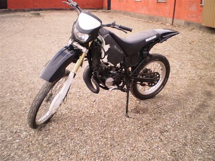 Suzuki RMX billede 1