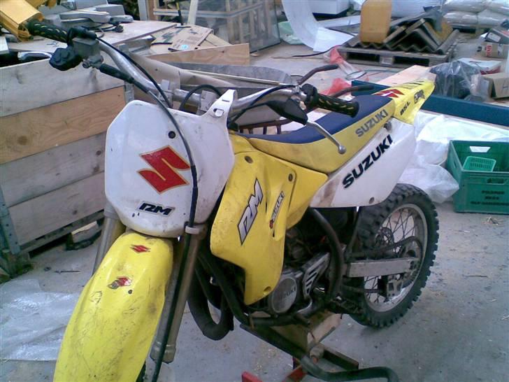 Suzuki RM 85ccm høj billede 1