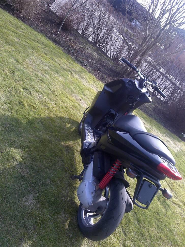 Piaggio Nrg Power DT  TOTALSKADET billede 15