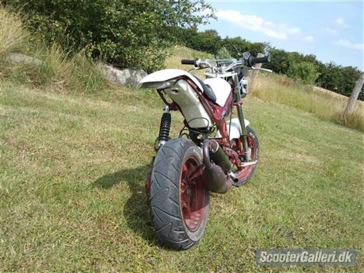 Suzuki StreetMagic * SOLGT * - Har ikke lige fået taget nogen billeder, så har lige lånt dem fra en anden. Kommer billeder på manda billede 3