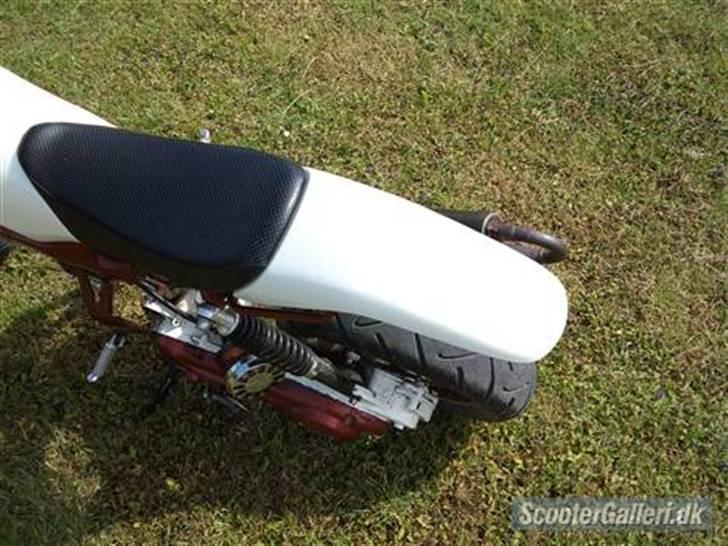 Suzuki StreetMagic * SOLGT * - Har ikke lige fået taget nogen billeder, så har lige lånt dem fra en anden. Kommer billeder på manda billede 4