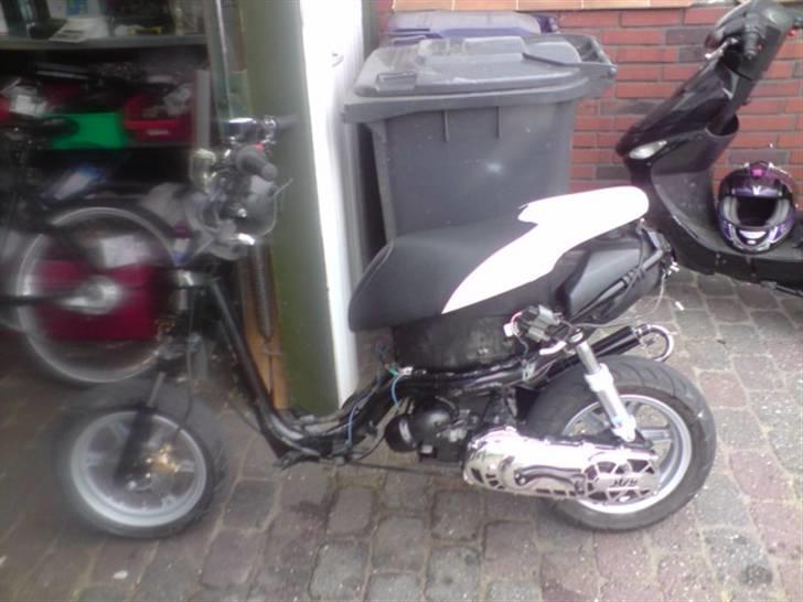 Yamaha jog r ac Tilsalg billede 2