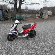 Peugeot speedfight 2 solgt