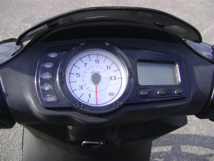 Piaggio nrg power DT billede 12