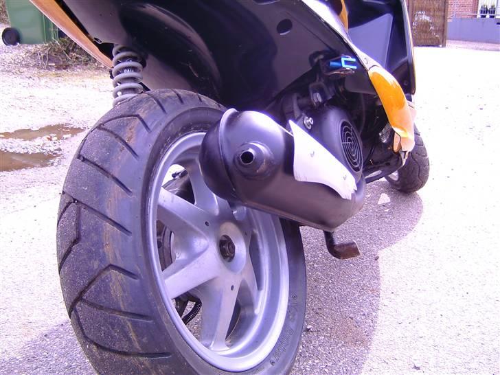 Yamaha Jog R... GULDGRISEN  billede 8