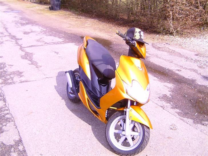 Yamaha Jog R... GULDGRISEN  billede 11