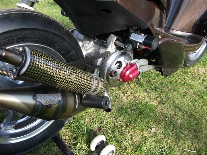 Yamaha Jog RR TS Solgt i dele billede 18