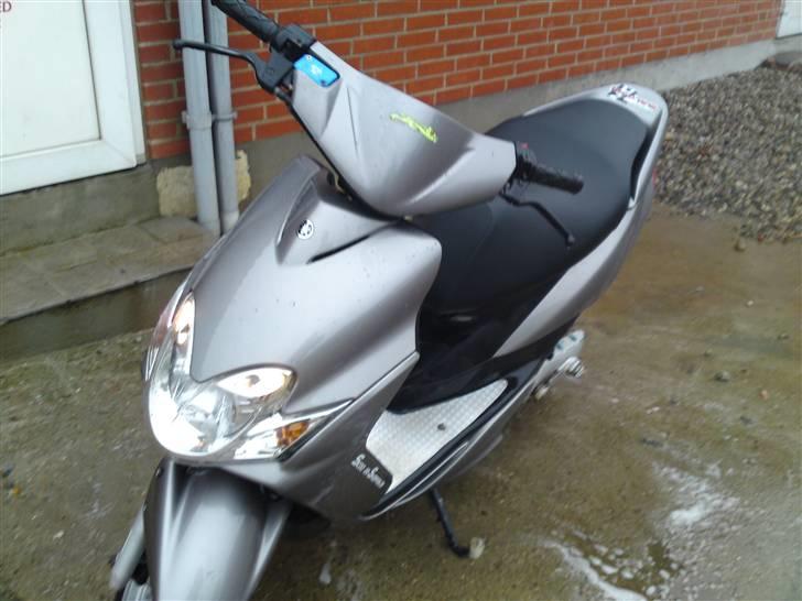 Yamaha jog R billede 2