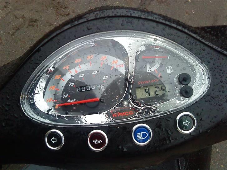 Kymco sprtstrams er slogt billede 6