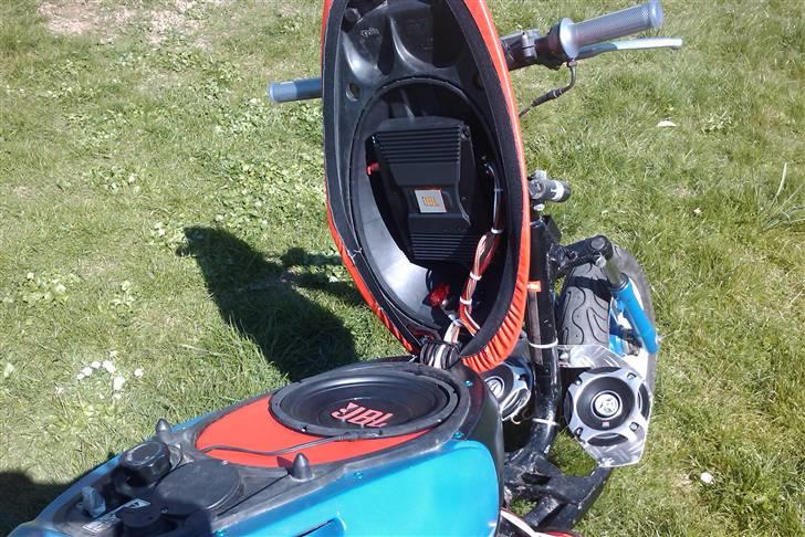 Aprilia Sonic JBL Music (stjålet) billede 6