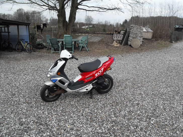 Peugeot speedfight 2 solgt billede 2