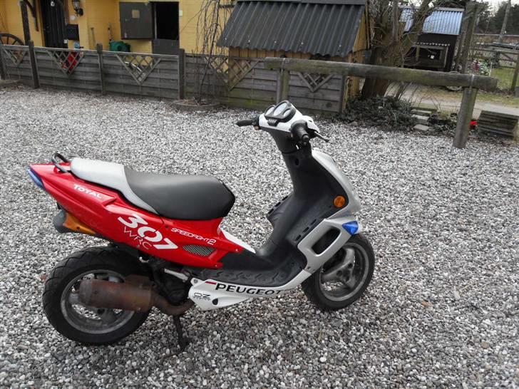 Peugeot speedfight 2 solgt billede 4