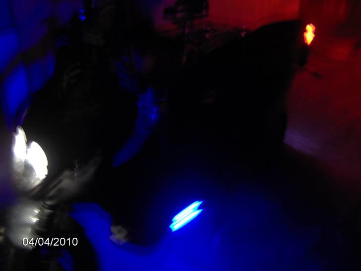 PGO Pmx naked (Carbon) - PGO - PMX - NAKED (CARBON) - Neon billede 4