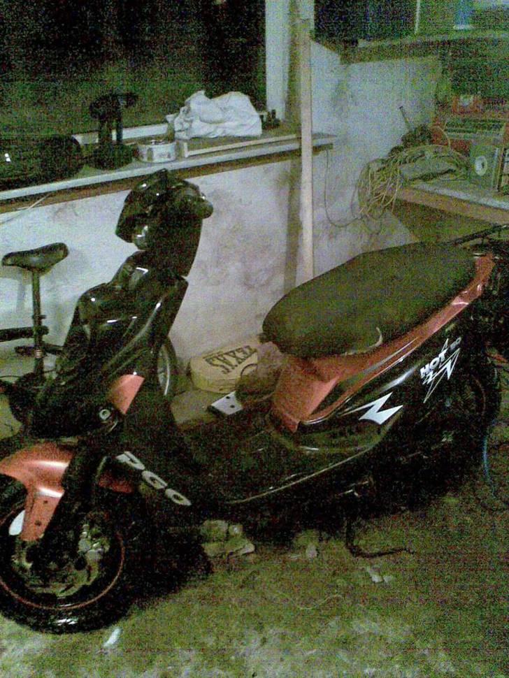 PGO hot 50(taget af politiet) billede 1