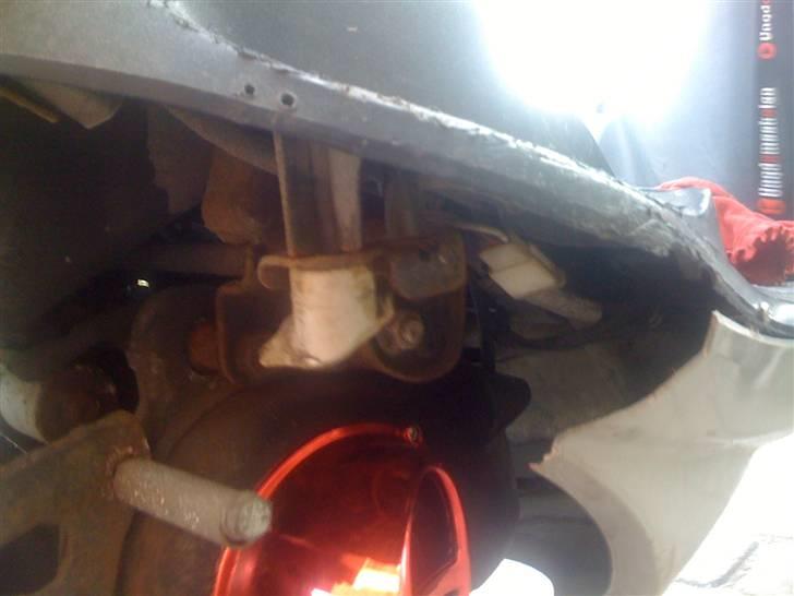 Yamaha Neos - Skadet bundskjold! :( billede 11