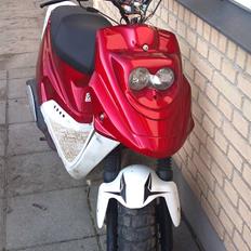 PGO Hot50 stuntknallert