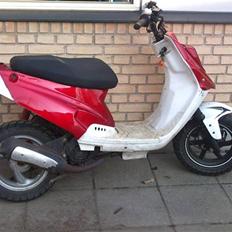 PGO Hot50 stuntknallert