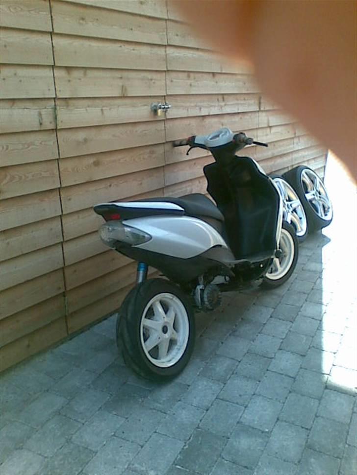 Yamaha jog R  solgt billede 2