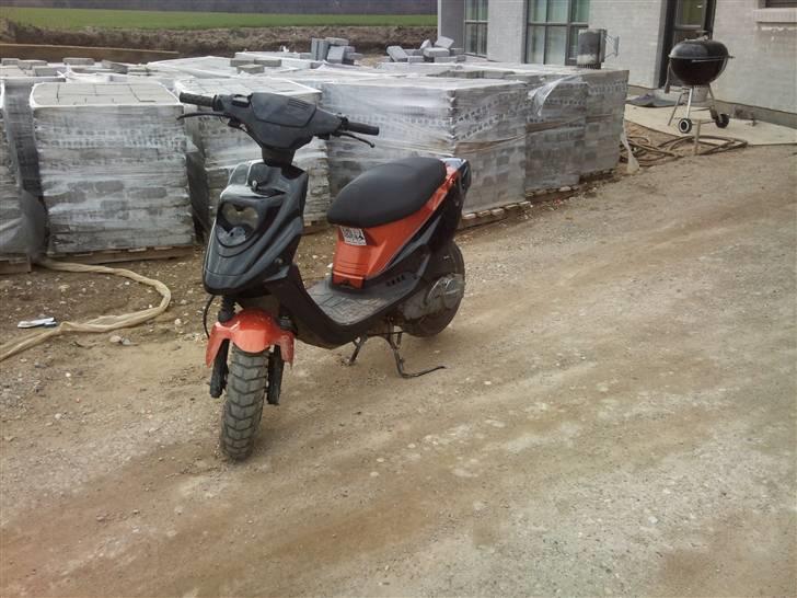 PGO Hot 50 solgt billede 2