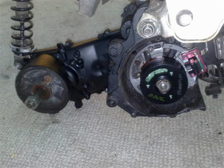 Yamaha jog as ( Le Speed ) væk - Det er så motoren... er ved at indstille tænding og gøre den rigtig fin... billede 7