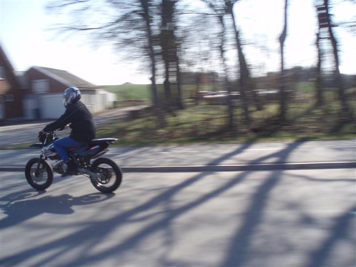 Derbi Senda SM X-treme LC ÐÐ (Solgt) - Mig igen :b billede 17