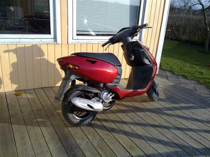 Aprilia sonic lc  candy rød billede 2