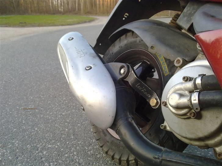 Aprilia sonic lc  candy rød billede 8