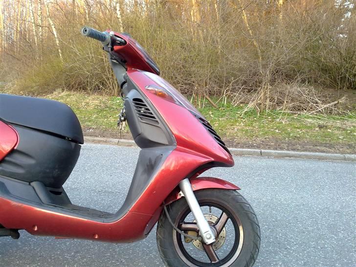 Aprilia sonic lc  candy rød billede 9