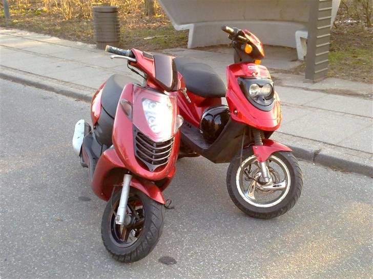 Aprilia sonic lc  candy rød billede 13