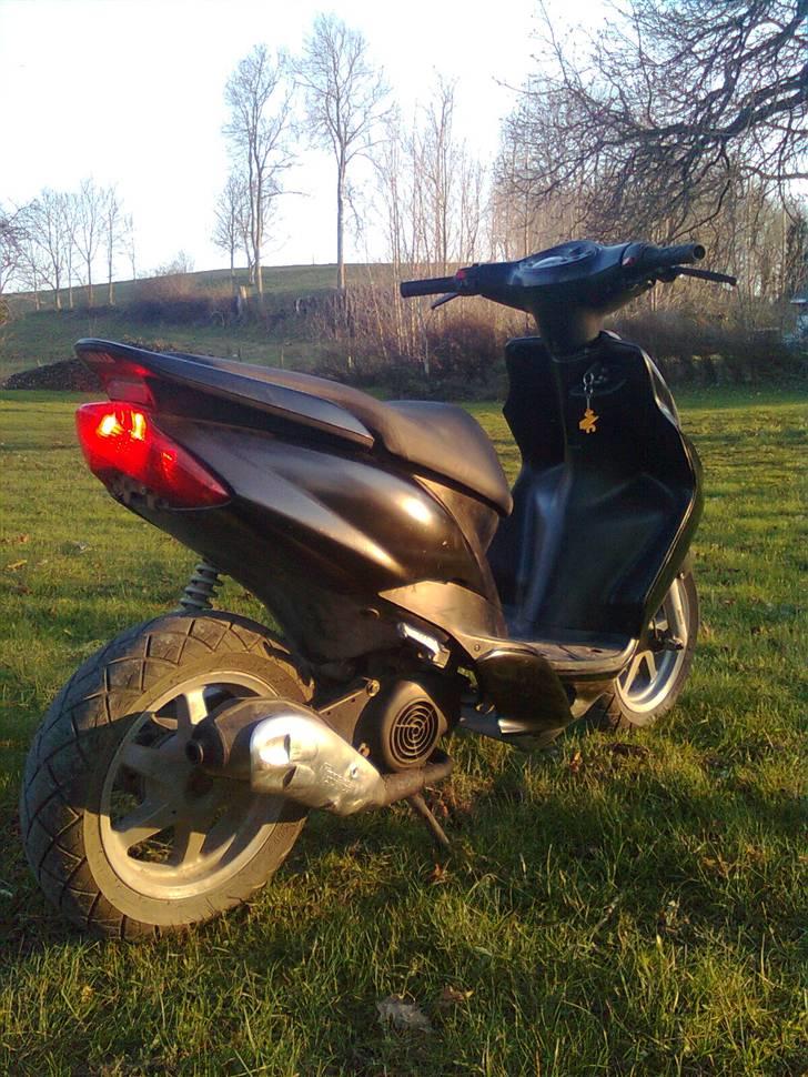 Yamaha jog r  (Solgt) billede 17