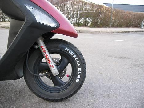 Honda SFX [SOLGT] - Dækskrift og røde ventilhætter (: billede 10