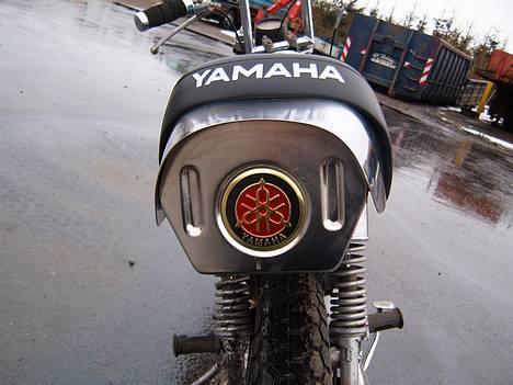 Yamaha 4g  solgt - mit yamaha logo i anderøven lygten sider på bagskærmen men har ikk fået taget billeder efter jeg fik den på igen billede 10